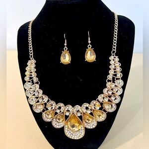 COPY - BEAUTIFUL 2 PIECE SET